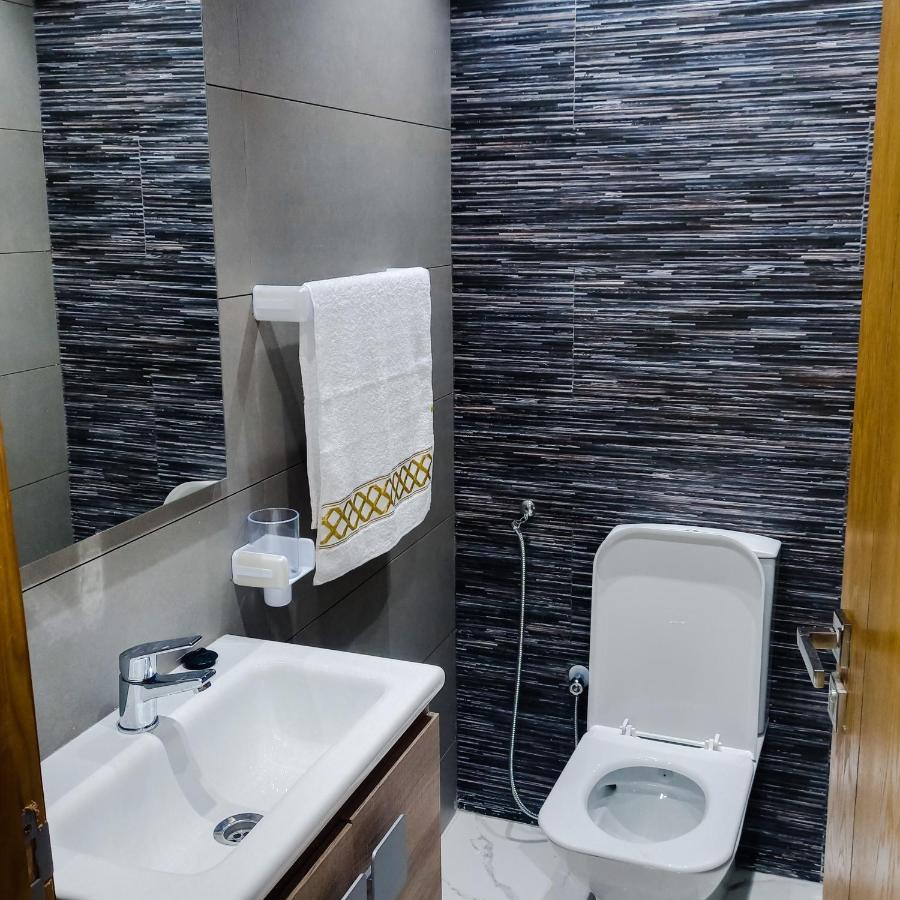 Super Apartement Totalement Neuf A Cote De Marjane Avec La Climatisation Et Wifi Tanger Exteriör bild