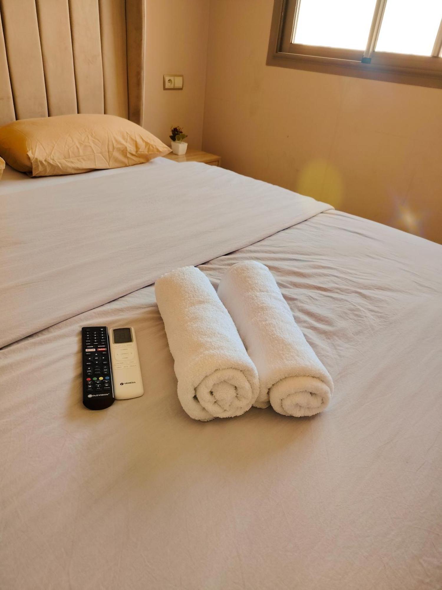Super Apartement Totalement Neuf A Cote De Marjane Avec La Climatisation Et Wifi Tanger Exteriör bild
